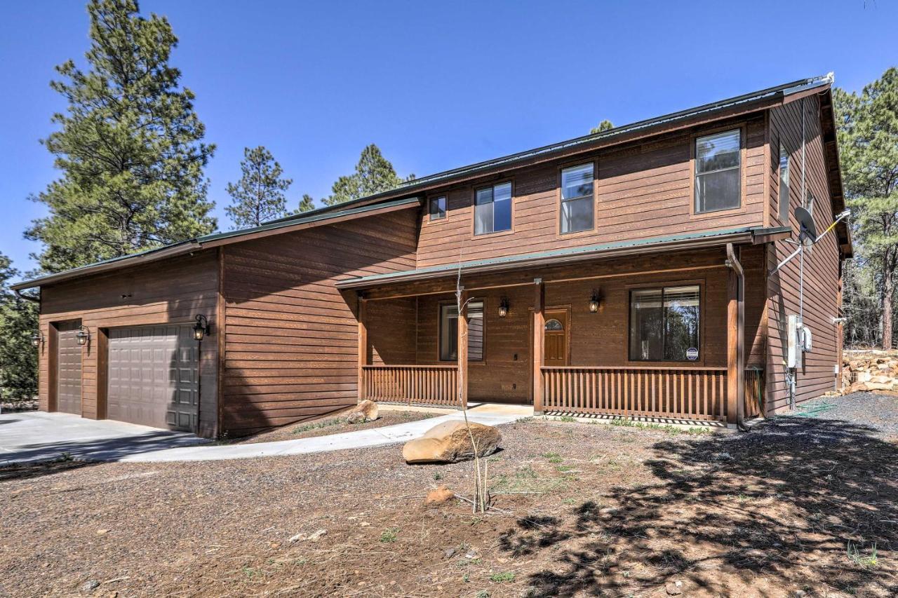 Spacious Pinetop-Lakeside Home With Hot Tub And Grill! Εξωτερικό φωτογραφία