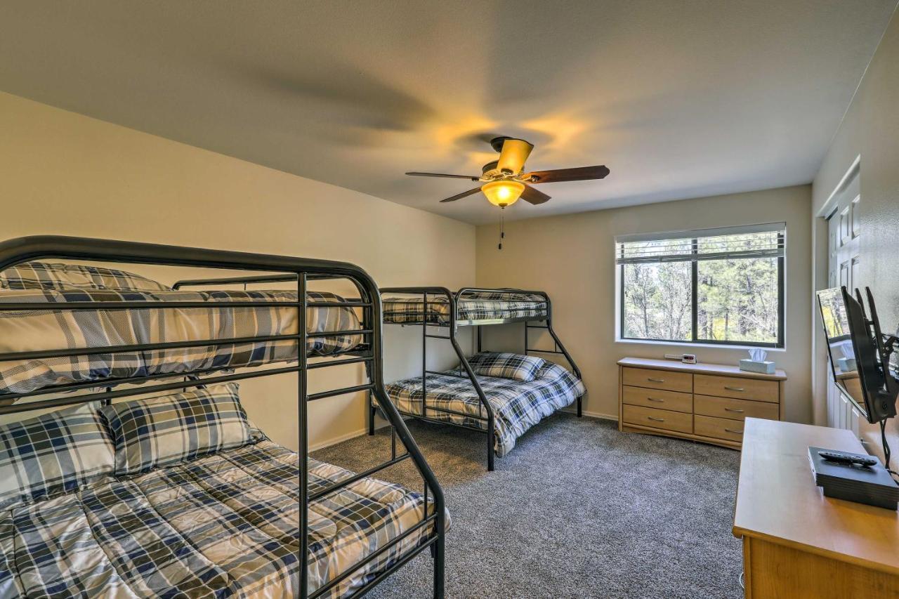 Spacious Pinetop-Lakeside Home With Hot Tub And Grill! Εξωτερικό φωτογραφία