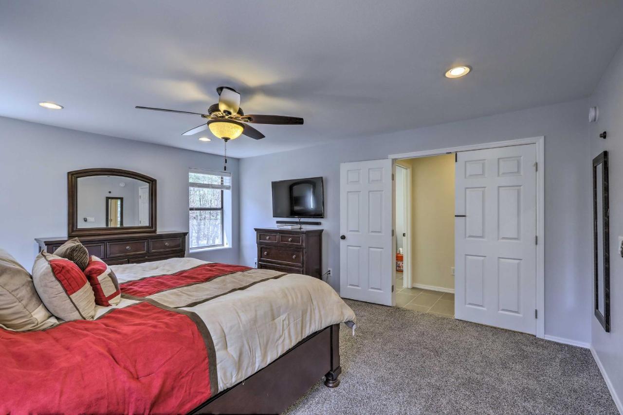 Spacious Pinetop-Lakeside Home With Hot Tub And Grill! Εξωτερικό φωτογραφία